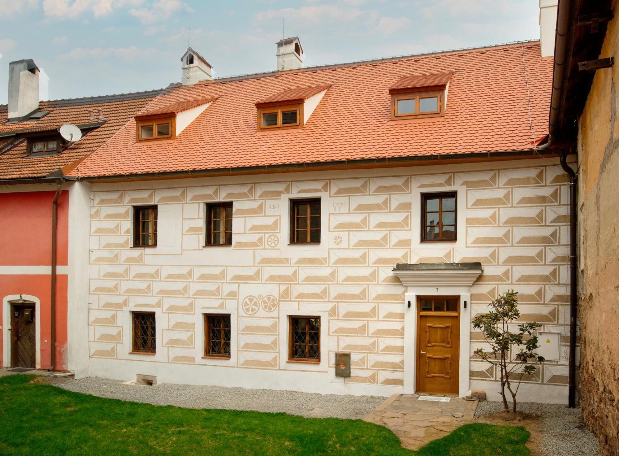 Pension U Farni Skoly Рожмберк-над-Влтавоу Екстер'єр фото